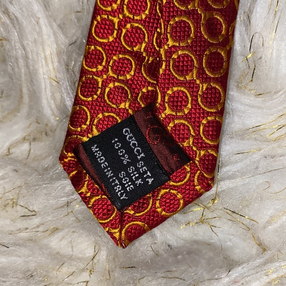 GUCCI Vintage Handcuff Print Tie - Picture 3 of 5